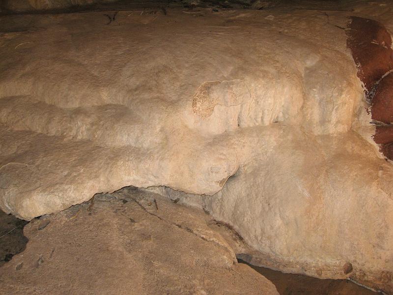 Tonto Natural Bridge 063.jpg